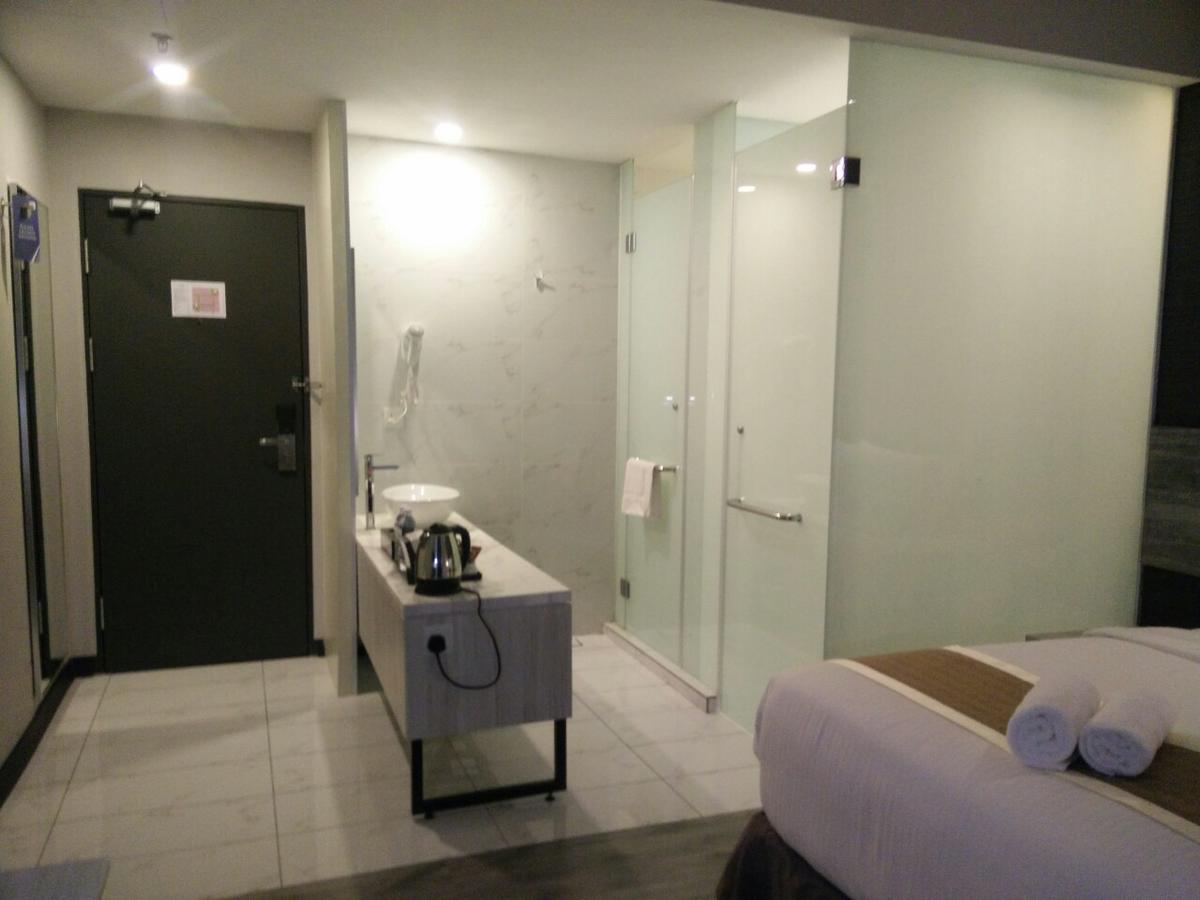 The Leverage Business Hotel Johor Bahru Zewnętrze zdjęcie